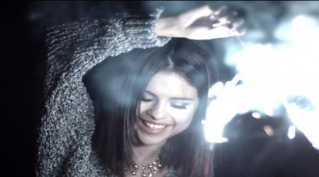 скачать клип Selena Gomez and The Scene - Hit The Lights - Version 1