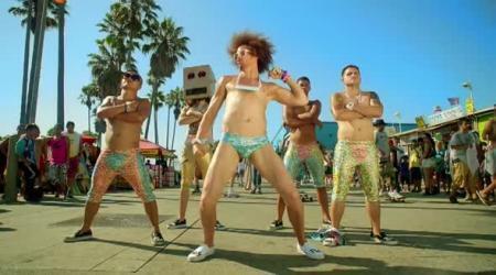 скачать клип LMFAO - Sexy and I Know It