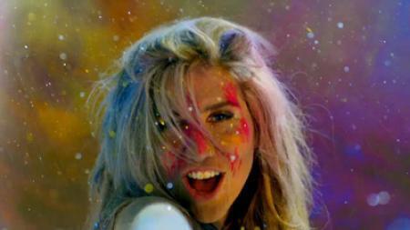 скачать клип Kesha - Take It Off 