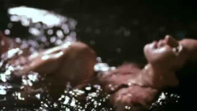 скачать клип Inna - Cola Song