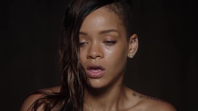 скачать клип Rihanna - Stay ft. Mikky Ekko