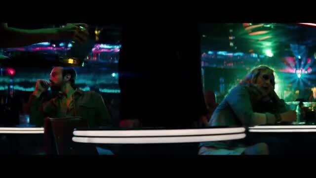 скачать клип The Weeknd - Cant Feel My Face