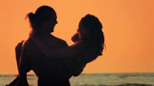 скачать клип Mia Martina - Latin Moon