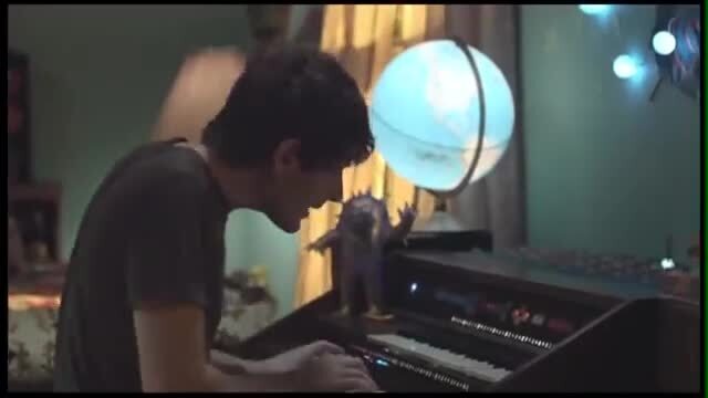 скачать клип Owl City - Fireflies