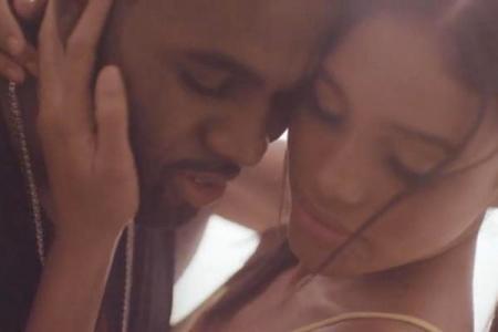 скачать клип Jason Derulo - Stupid Love