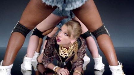 скачать клип Taylor Swift - Shake It Off