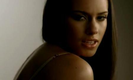 скачать клип Alicia Keys - Like Youll Never See Me Again
