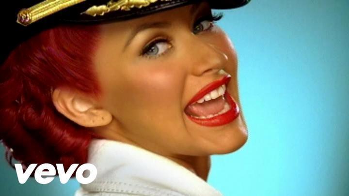 скачать клип Christina Aguilera - Candyman