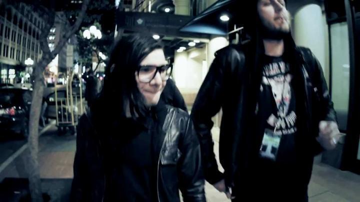 скачать клип Skrillex - Rock n Roll