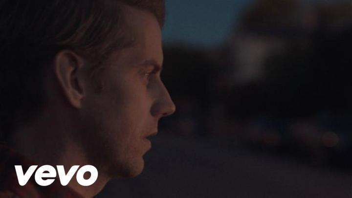 скачать клип Andrew McMahon In The Wilderness - High Dive