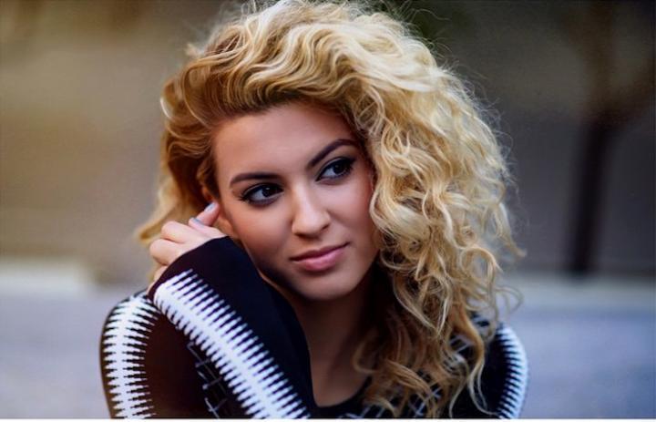 скачать клип Tori Kelly - Shouldve Been Us