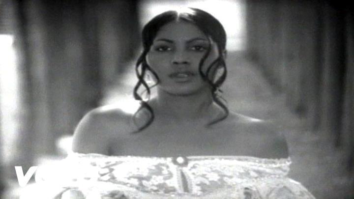 скачать клип Toni Braxton - Breathe Again