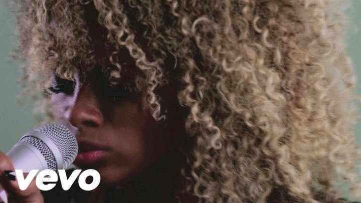 скачать клип Fleur East - How Deep Is Your Love (Cover)