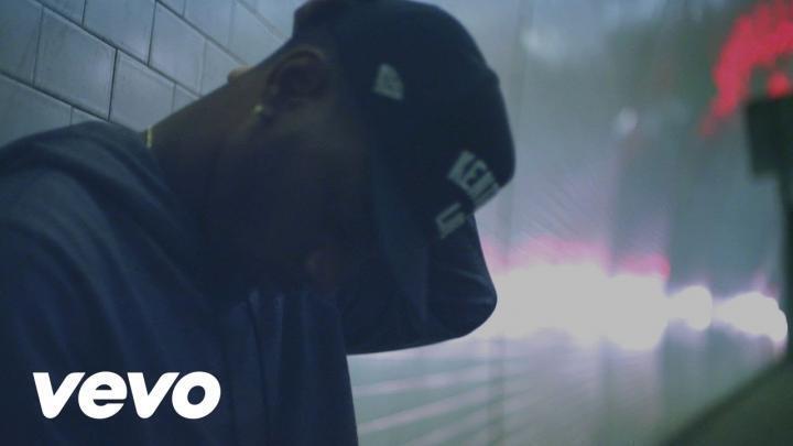 скачать клип Bryson Tiller - Do Not