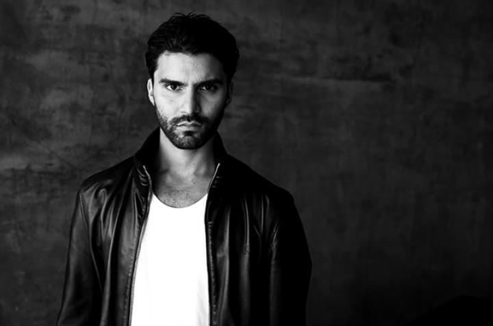 скачать клип R3hab and BURNS - Near Me