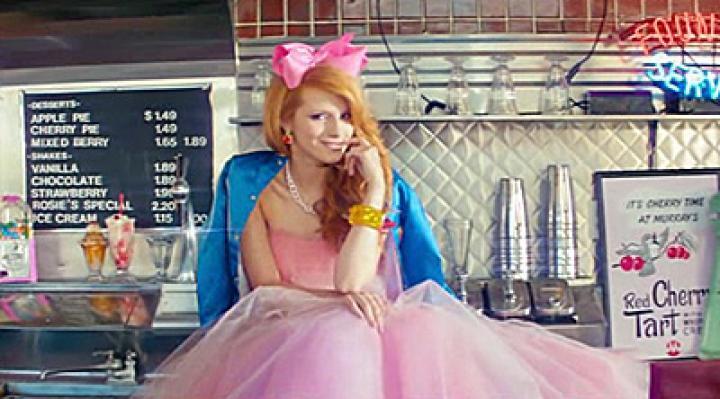скачать клип Bella Thorne - Call It Whatever