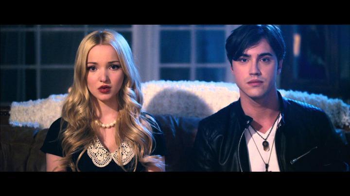скачать клип The Girl and the Dreamcatcher - Glowing in the Dark
