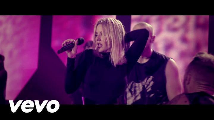 скачать клип Ellie Goulding - Something In The Way You Move