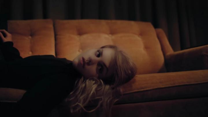 скачать клип Coeur De Pirate ft. Allan Kingdom - I Do Not Want to Break Your Heart
