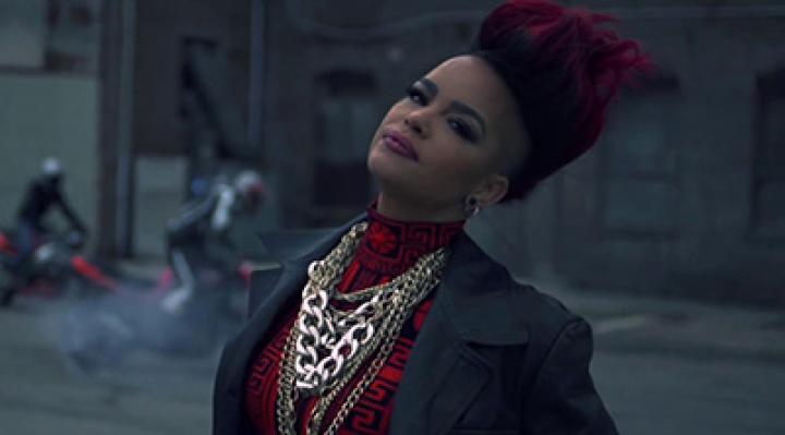 скачать клип Eva Simons feat. Sidney Samson - Bludfire