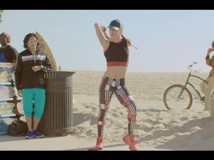 скачать клип Lucky Charmes ft. Da Professor - Ready