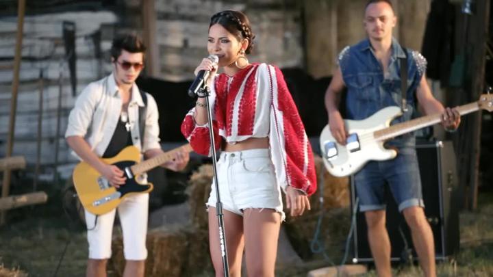 скачать клип Inna - Inndia - Live