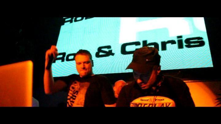 скачать клип Rob and Chris - 150 Beatz