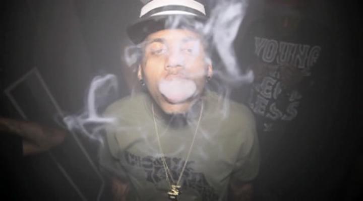 скачать клип Kid Ink - Roll Out