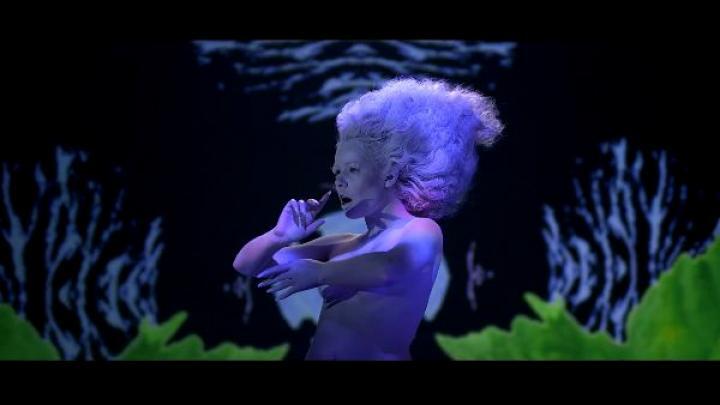 скачать клип Kerli - Blossom