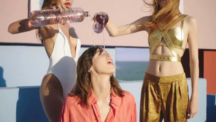 скачать клип Martin Solveig ft. Tkay Maidza - Do It Right