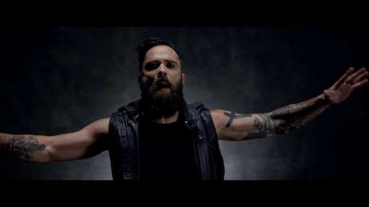 скачать клип Skillet - Feel Invincible