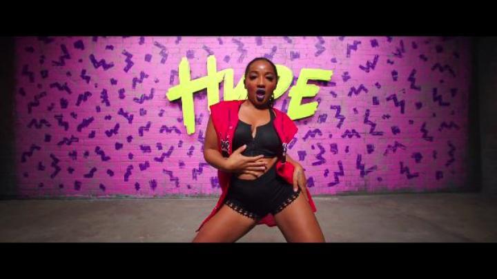 скачать клип Dizzee Rascal and Calvin Harris - Hype