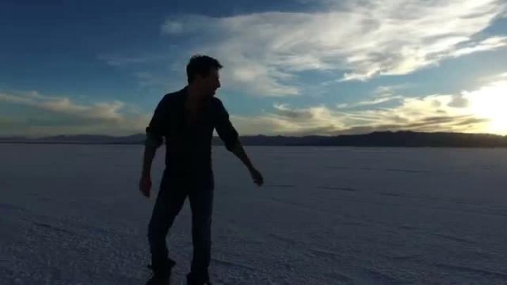 скачать клип Tony Moran - So Happy