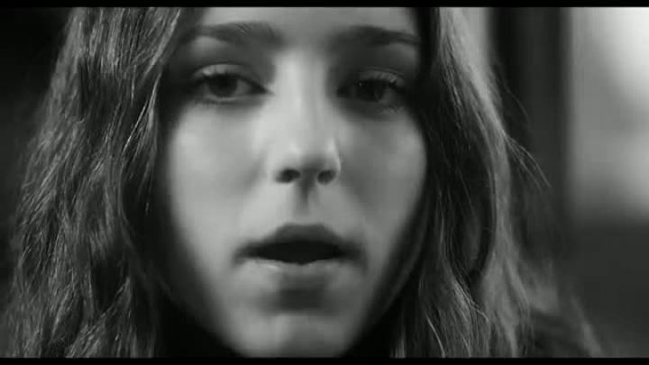 скачать клип Birdy - People Help The People
