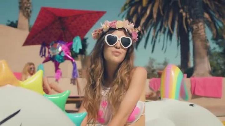 скачать клип Kate Voegele - Must Be Summertime
