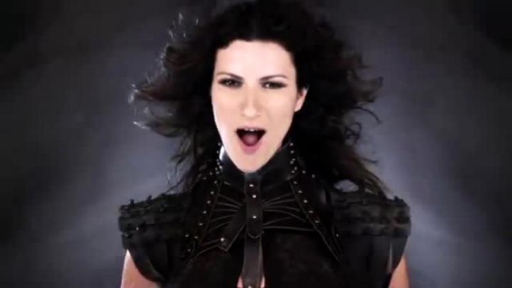 скачать клип Laura Pausini - Troppo Tempo