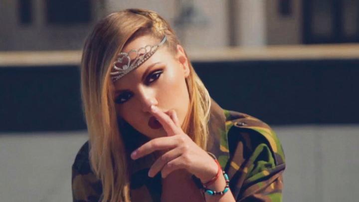 скачать клип Alexandra Stan - Boom Pow