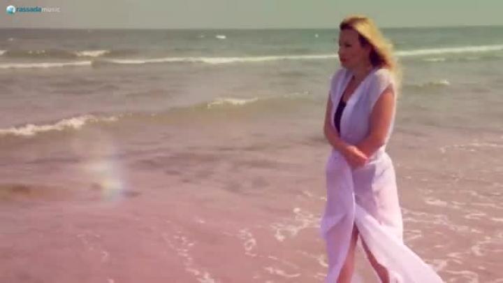 скачать клип Dj Layla and Sianna - In Your Eyes