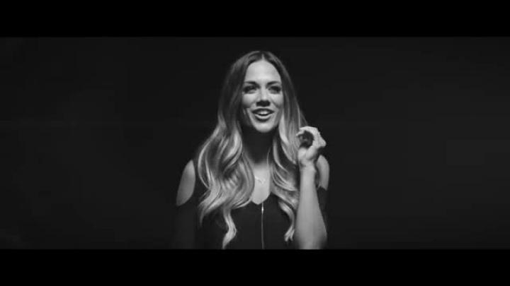 скачать клип Jana Kramer - Circles