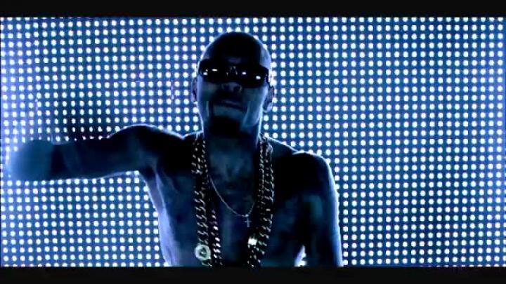 скачать клип Swizz Beatz ft. Chris Brown, Ludacris - Everyday Birthday