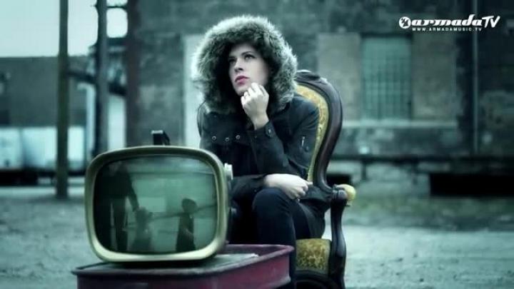 скачать клип Gabriel and Dresden ft. Betsie Larkin - Play It Back