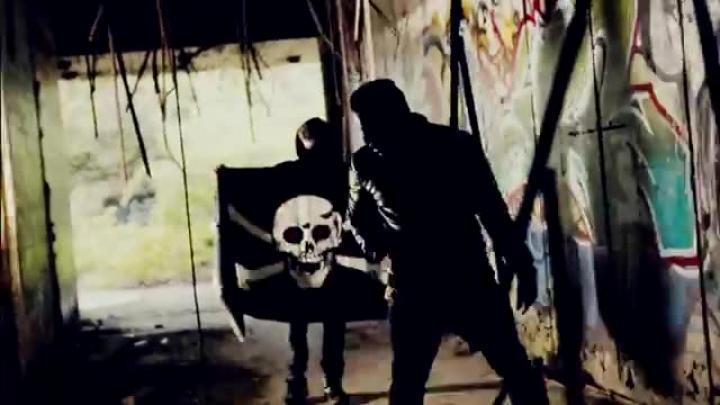 скачать клип Joey A.X ft. Raleigh - Push It