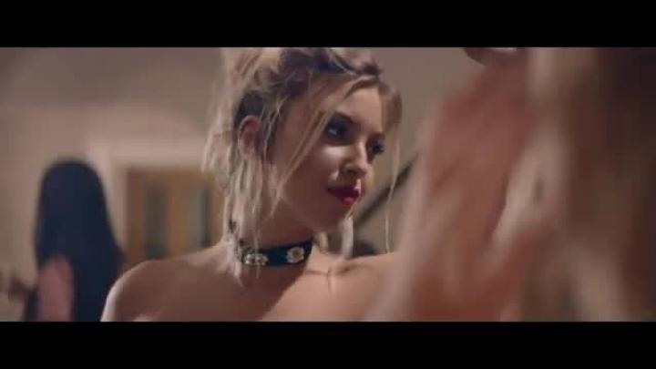 скачать клип Tom Zanetti ft. Sadie Ama - You Want Me