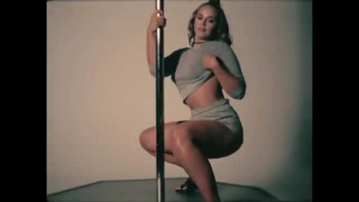 скачать клип DJ Mustard ft. Quavo, YG - Want Her