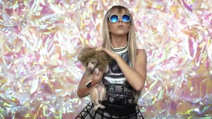 скачать клип Lindsey Stirling - Prism
