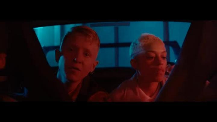скачать клип Nimmo - Dancing Makes Us Brave