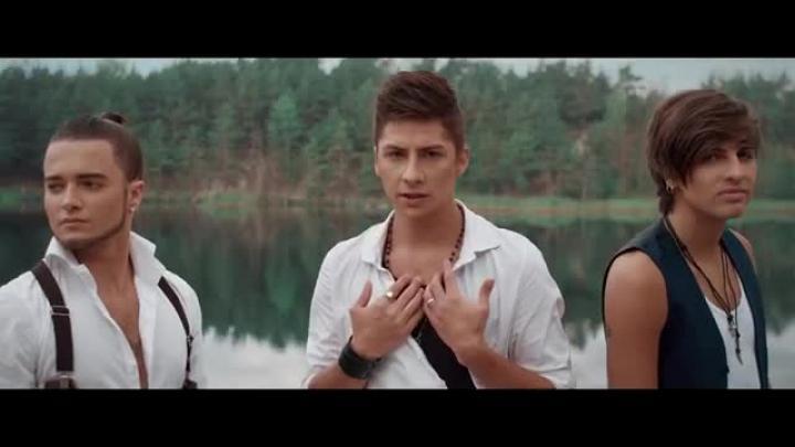скачать клип EMOTION - Почему