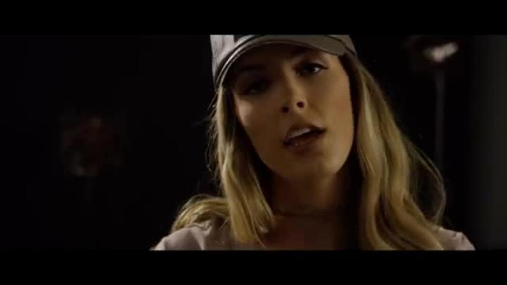 скачать клип Jena Rose - Turn the Page