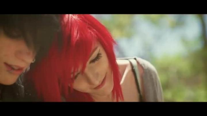 скачать клип Johnnie Guilbert - Someone So Damn Amazing