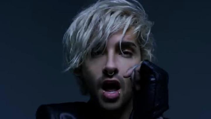 скачать клип BILLY - Not Over You